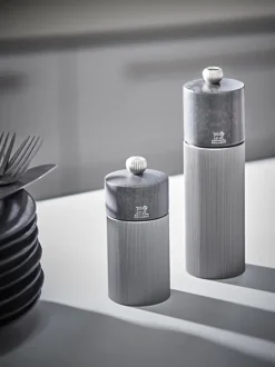 Peugeot Saveurs Line^ Salzmühlen